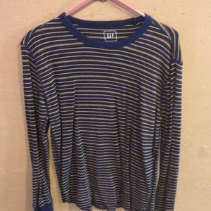 Men’s medium gap t shirt